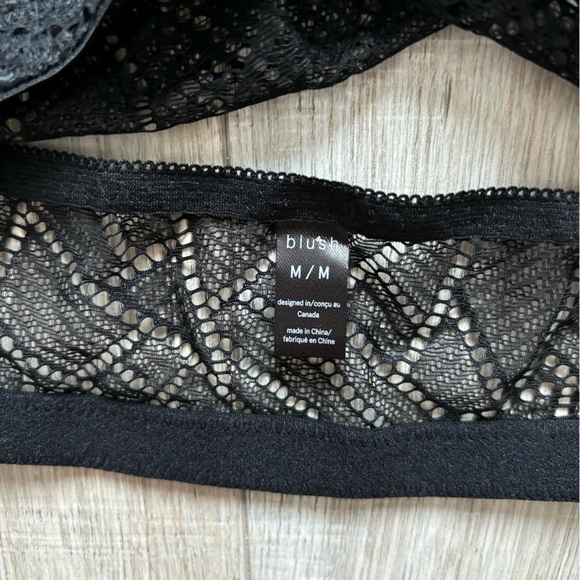 M Blush lace bralette - Picture 3 of 5
